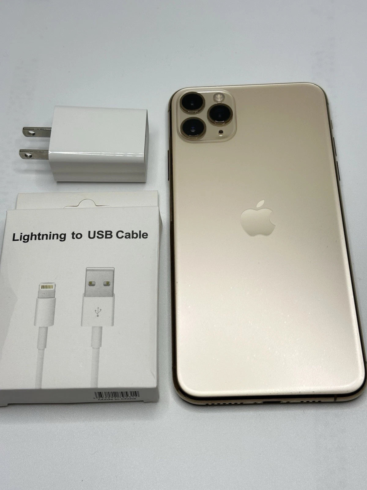 Apple iPhone 11 Pro Max 256gb Gold Unlocked Good Condition